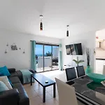 Velero Vila *