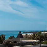 Velero فيلة بلايا بلانكا