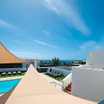 Velero فيلة