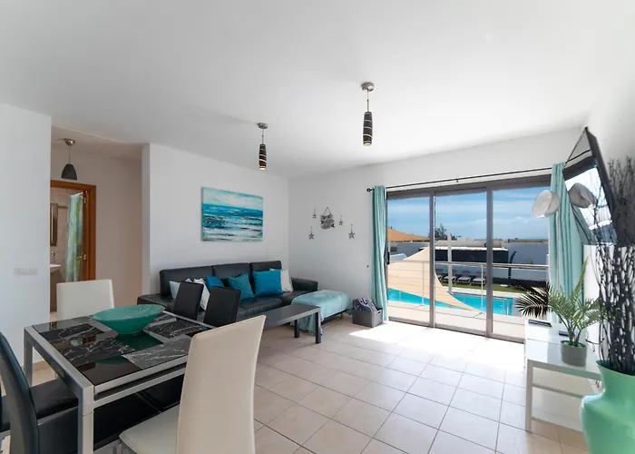 Velero Villa Playa Blanca